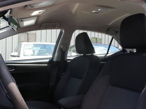 Used 2019 Toyota Corolla LE FWD image 7