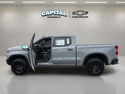 Certified 2025 Chevrolet Silverado 1500 ZR2 w/ Technology Package image 13