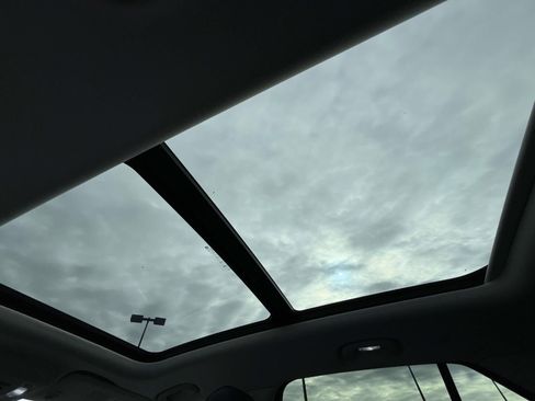 New 2026 Buick Envision Avenir image 17