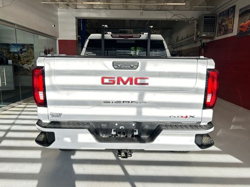 Used 2023 GMC Sierra 1500 AT4X AWD/4WD image 8