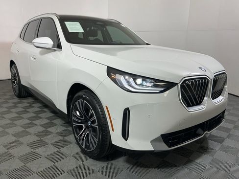 Certified 2025 BMW X3 xDrive30i w/ Convenience Package image 4