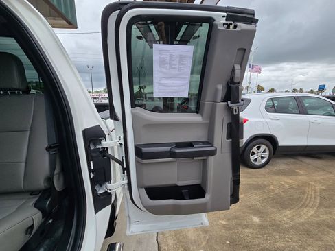 Used 2020 Ford F350 XL w/ STX Appearance Package image 39