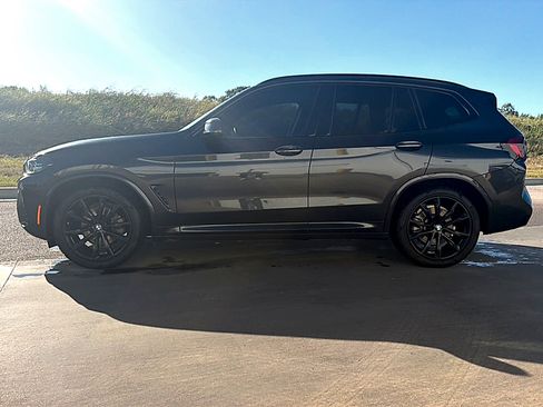 Used 2024 BMW X3 sDrive30i w/ Premium Package RWD image 4