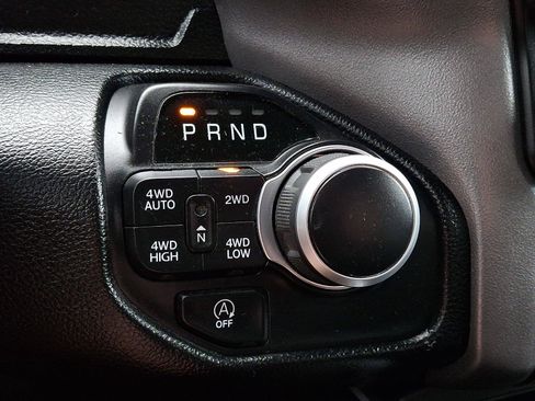 Used 2020 RAM 1500 Big Horn AWD/4WD image 15