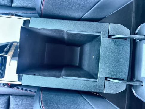 Used 2025 Chevrolet Equinox RS w/ Safety and Technology Package FWD image 27