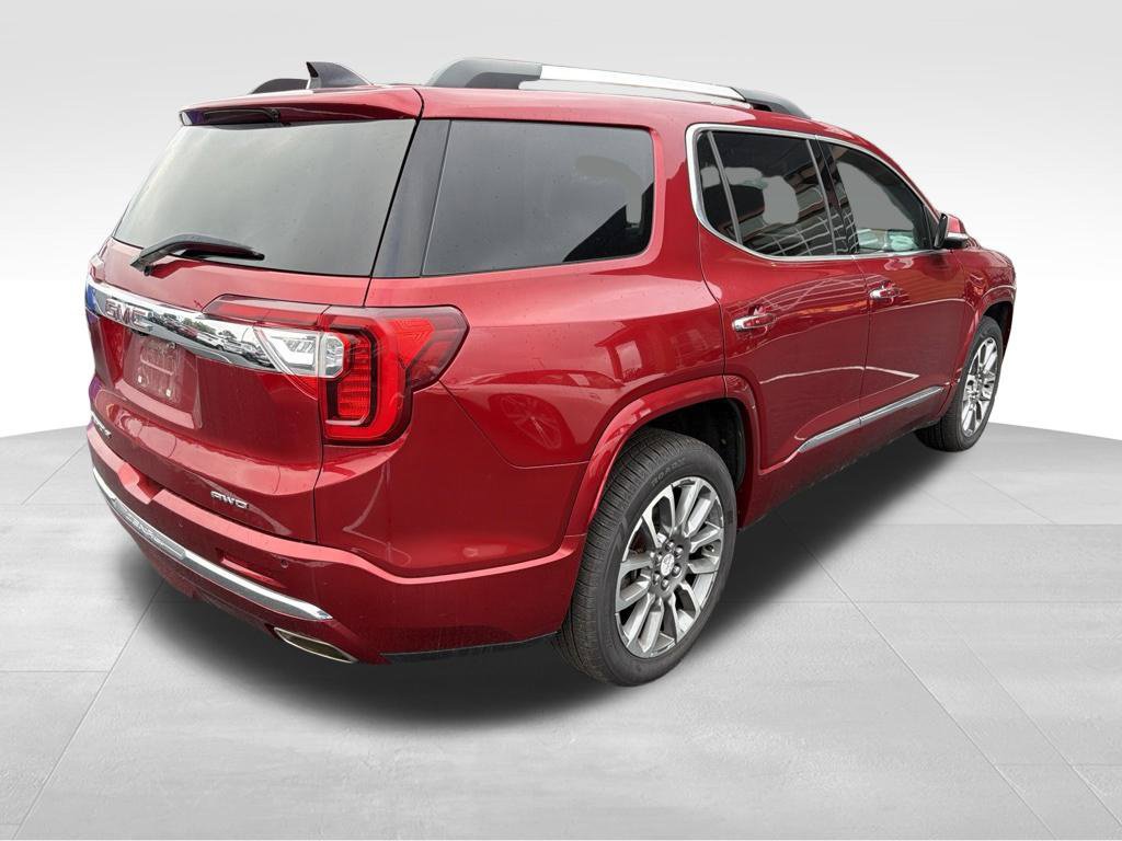 Used 2021 GMC Acadia Denali w/ Denali Ultimate Package AWD/4WD image 7