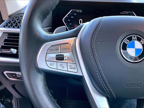 Used 2023 BMW X7 xDrive40i w/ Premium Package image 20