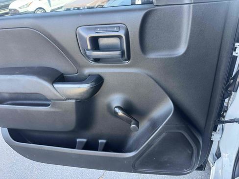 Used 2017 Chevrolet Silverado 2500 W/T RWD image 9