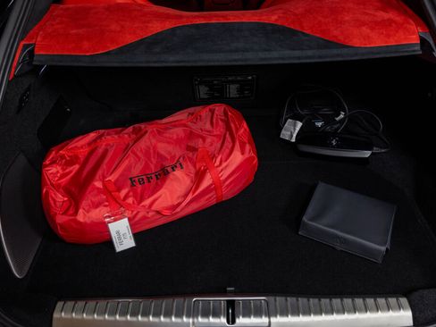 Certified 2025 Ferrari Purosangue image 61