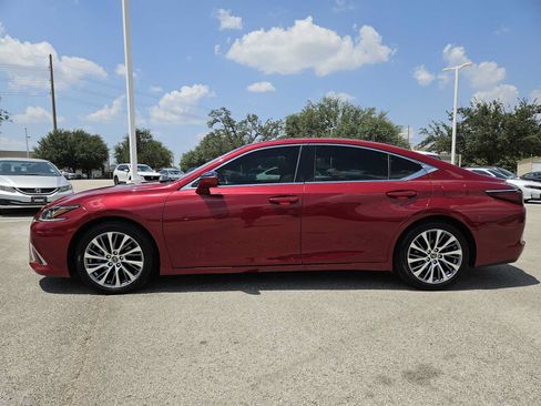 Used 2019 Lexus ES 350 w/ Premium Package FWD image 4