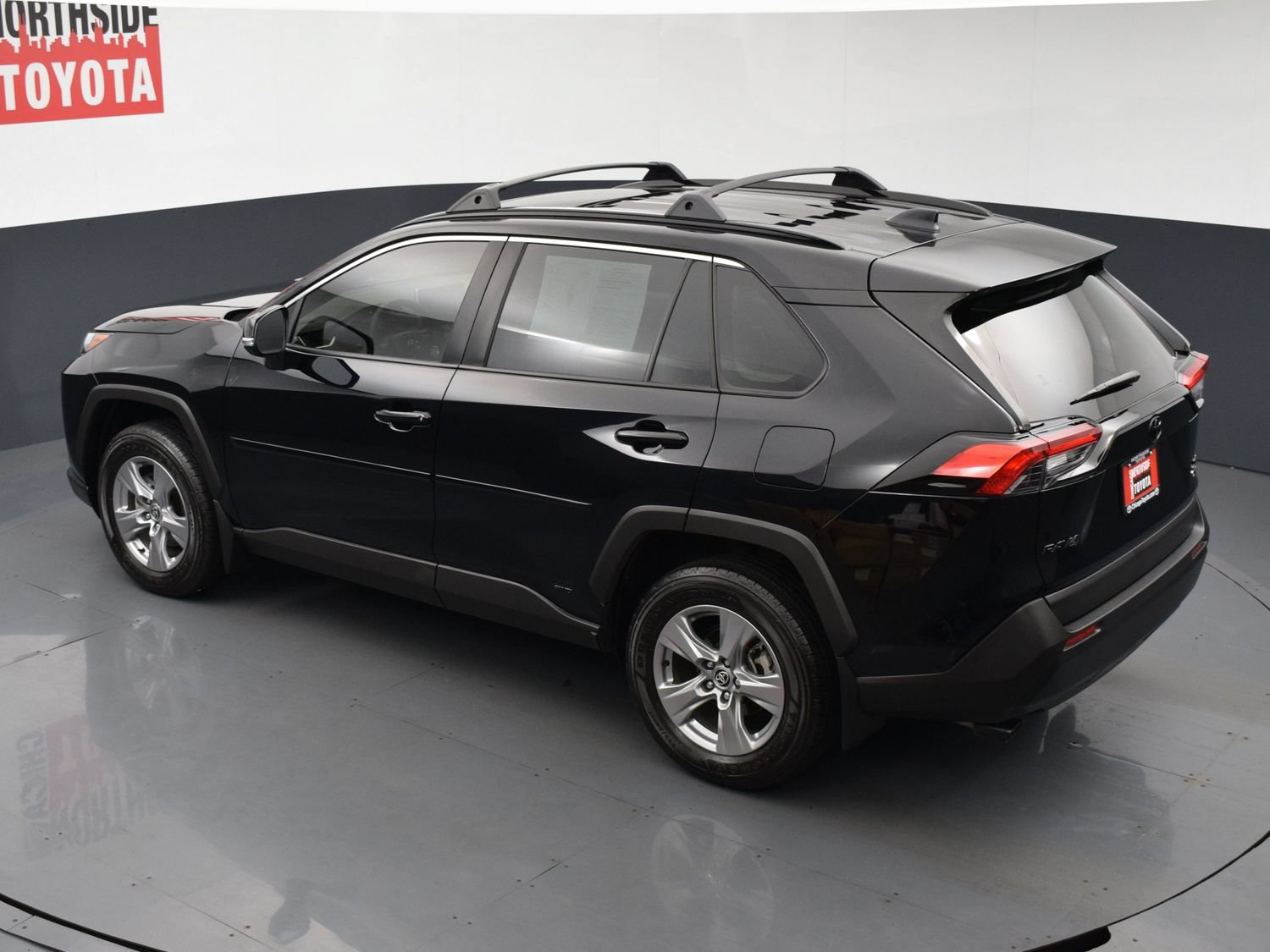 Used 2025 Toyota RAV4 XLE w/ Convenience Package AWD/4WD image 21