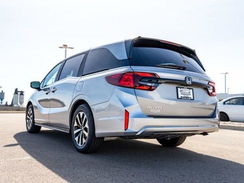 New 2026 Honda Odyssey EX-L image 5
