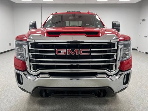 Used 2022 GMC Sierra 2500 SLT w/ SLT Convenience Package AWD/4WD image 4
