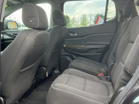 Used 2019 GMC Acadia SLE image 11