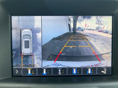 Used 2020 GMC Terrain Denali w/ Denali Premium Package image 15