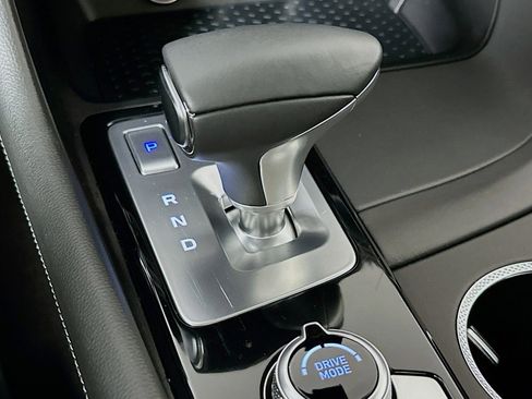 Used 2026 Genesis G70 2.5T RWD image 7