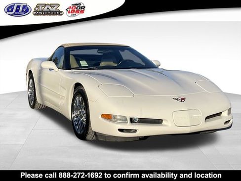 Used 2002 Chevrolet Corvette Convertible w/ Preferred Equipment Group2 image 1