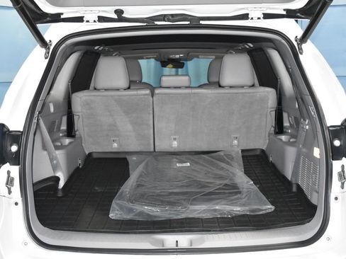 Used 2017 Toyota Highlander Limited image 35