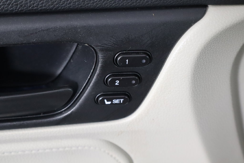 Used 2025 Honda Odyssey EX-L image 22