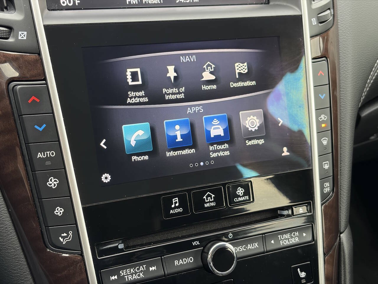 Used 2018 INFINITI Q50 Luxe w/ Essential Package (3.0T Luxe) AWD/4WD image 30