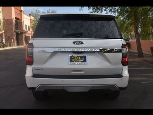 Used 2019 Ford Expedition Limited w/ Special Edition Package RWD image 9