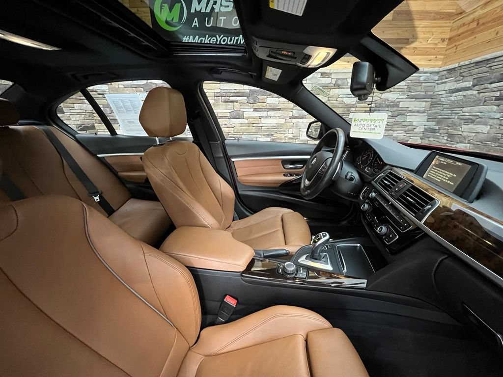 Used 2016 BMW 328i xDrive Sedan AWD/4WD image 30