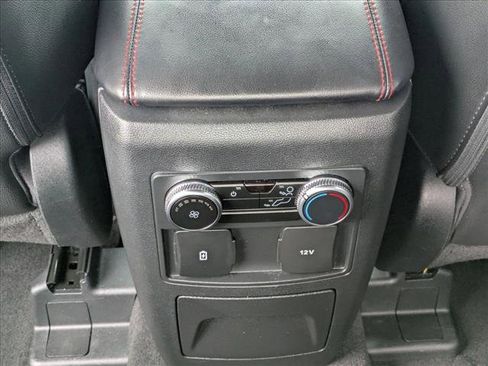 Certified 2023 Ford Explorer ST-Line w/ Class IV Trailer Tow Package image 17