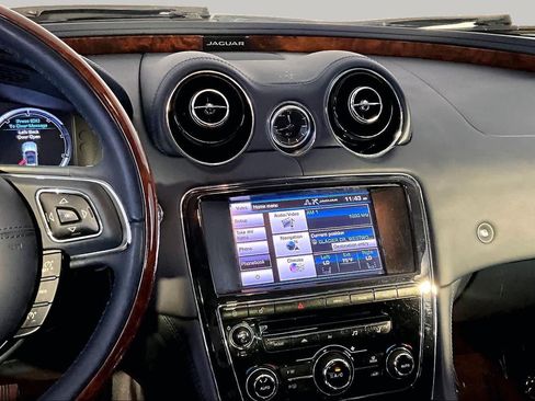 Used 2014 Jaguar XJ L Portfolio AWD/4WD image 6