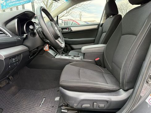 Used 2019 Subaru Outback 2.5i Premium image 21