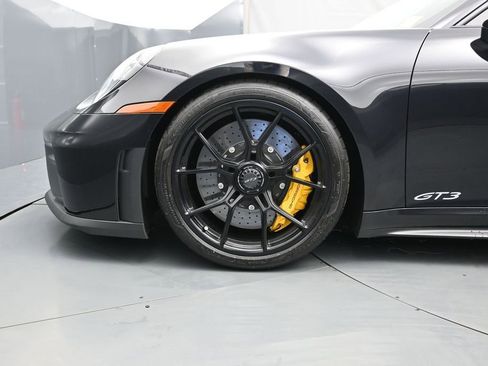 Certified 2026 Porsche 911 GT3 w/ Chrono Package RWD image 6