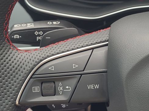 New 2026 Audi SQ8 Prestige image 13