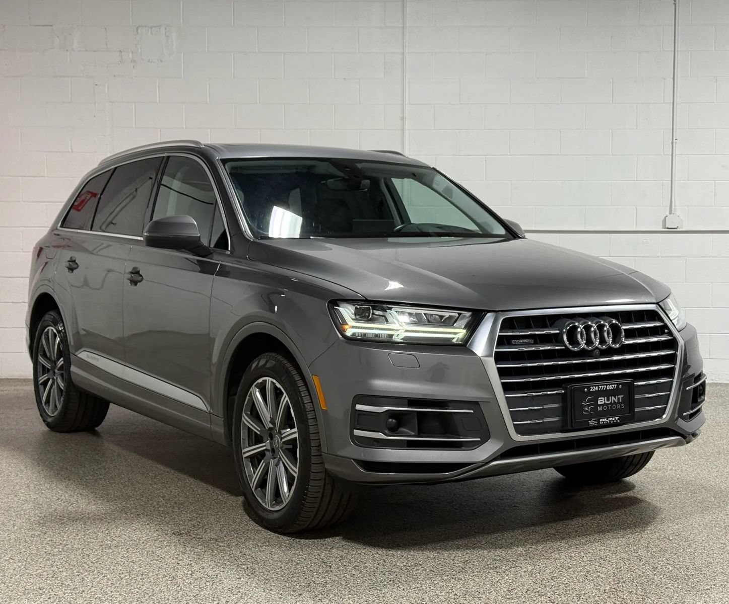 Used 2018 Audi Q7 3.0T Prestige w/ Prestige Package AWD/4WD image 3