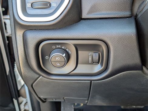 Used 2024 RAM 3500 Big Horn image 21