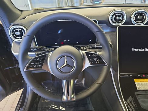 New 2026 Mercedes-Benz GLC 300 image 18
