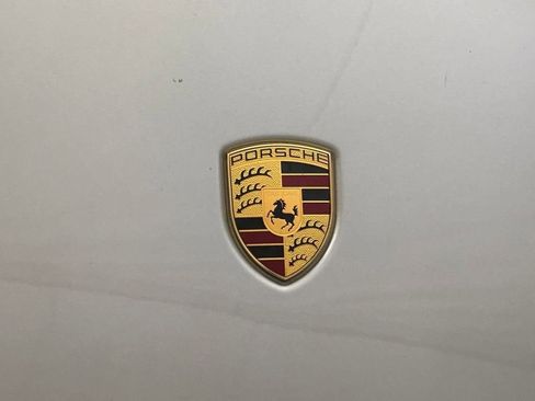 Used 2024 Porsche 911 Carrera RWD image 8