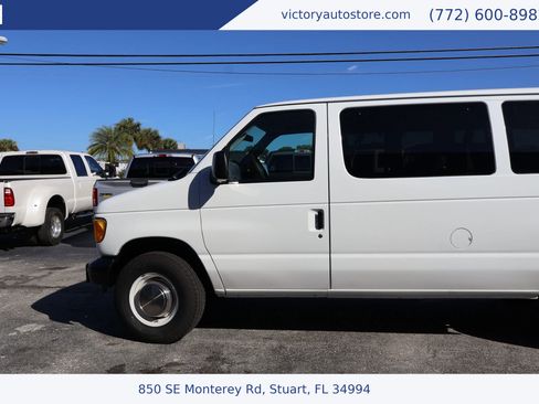 Used 2003 Ford E-350 and Econoline 350 XL image 10