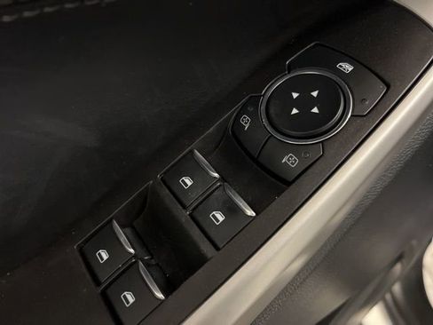 Used 2023 Ford Explorer XLT w/ Equipment Group 202A image 12