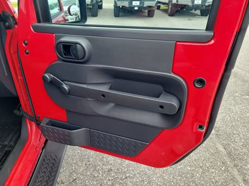 Used 2010 Jeep Wrangler Sport AWD/4WD image 16