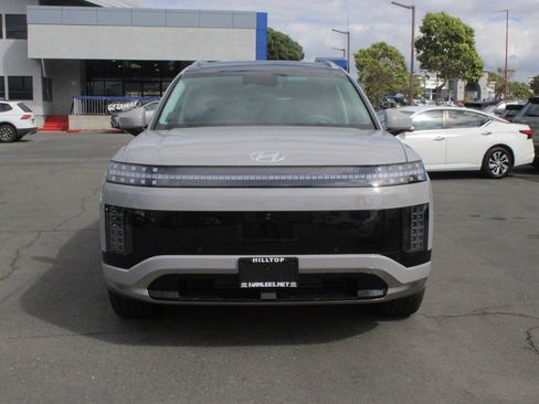 New 2026 Hyundai Ioniq 9 Calligraphy image 4