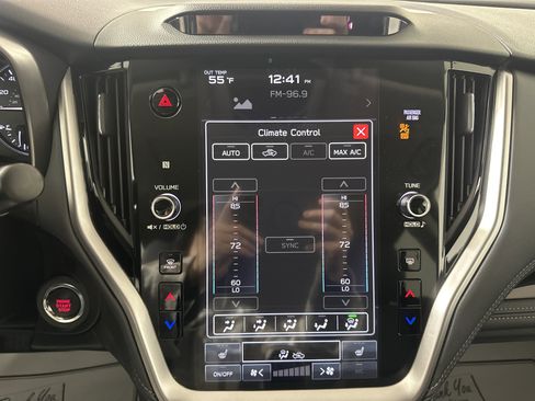 Used 2025 Subaru Outback Limited XT image 18