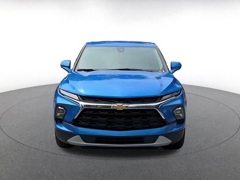 Used 2026 Chevrolet Blazer LT FWD image 3