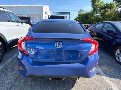 Used 2020 Honda Civic Sport image 5
