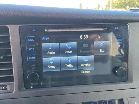 Certified 2017 Toyota Sienna LE FWD image 30