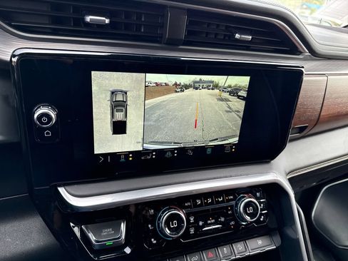Used 2022 GMC Sierra 1500 Denali Ultimate AWD/4WD image 55