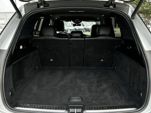 Used 2020 Mercedes-Benz GLE 350 w/ Premium Package image 33