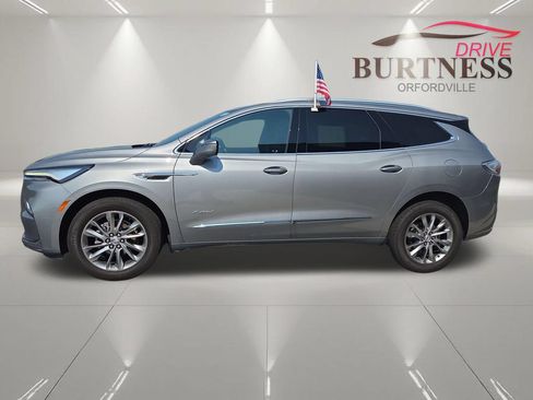 Certified 2023 Buick Enclave Avenir w/ Avenir Technology Package AWD/4WD image 5
