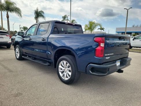 Certified 2023 Chevrolet Silverado 1500 Custom image 3