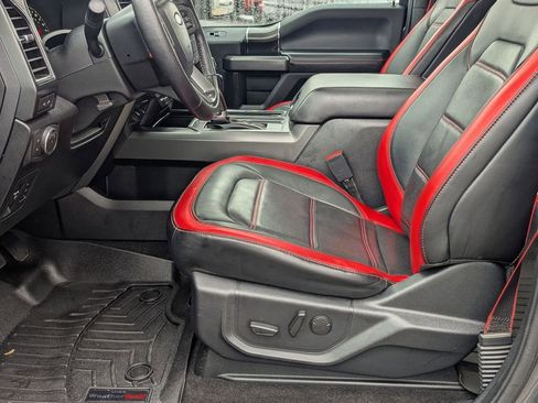 Used 2019 Ford F150 Lariat image 11