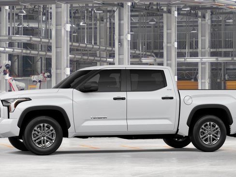 New 2026 Toyota Tundra SR5 image 3