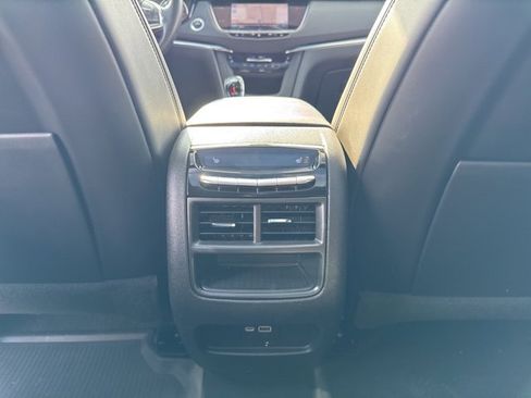 Certified 2021 Cadillac XT5 Premium Luxury w/ LPO, Floor Liner Package image 10